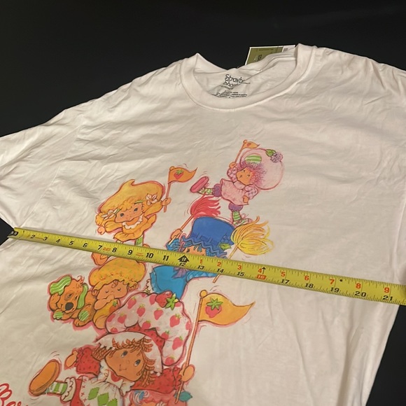 Strawberry Shortcake T-shirt Print is on the front & Back. Size L. NWT - Picture 6 of 7